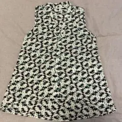 ハワイで購入　花柄ノースリーブシャツ