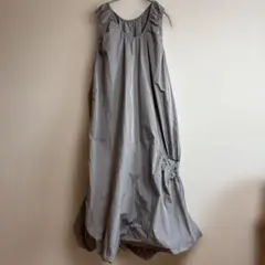 emmi ギャザーフォルムワンピース　ライトグレー