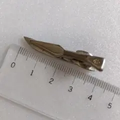 金属製スリムナイフ型ネクタイピン