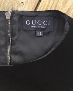 グッチ ブラックベルベット ブラウス