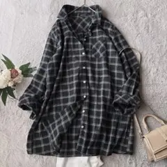 美品(3L)長袖シャツ/ブラウス/オーバーサイズ/大きい/黒/チェック