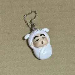 クレヨンしんちゃん しんのすけ おくるみ babyスイング 白ver. ガチャ