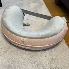 ergobaby 授乳クッション C型 ピンク