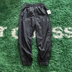 Item thumbnail for item ab4c29ee-1eff-4711-96a6-c8d1123644d1