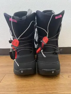 スノーボードブーツ