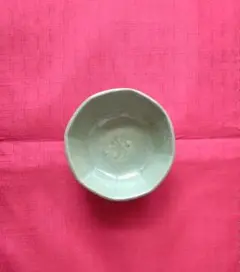 緑色 八角形 陶器ボウル