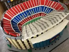 【正規品】LEGO クリエーターズエキスパート カンプ・ノウ スタジアム 完成品