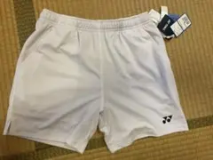 未使用新品 レディース YONEX テニスショーツ ホワイト Mサイズ