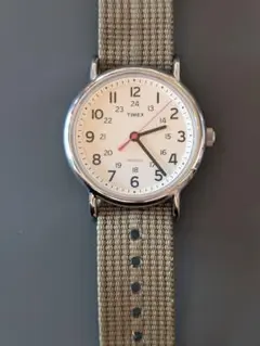TIMEX　ウィークエンダー セントラルパーク　腕時計 カーキ