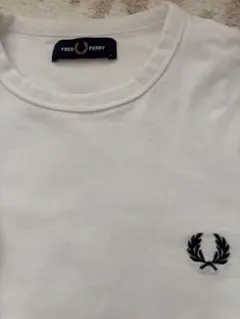 FRED PERRY ホワイト Tシャツ S