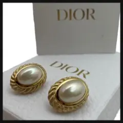 Item thumbnail for item b6c009e4-d936-404b-8e6a-0ab7dd4b0c16