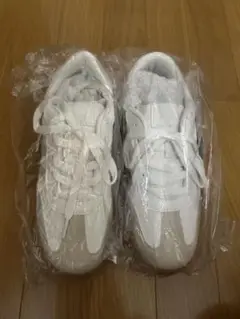 yumi しまむら 121コラボ　ラインスニーカー　中灰　Mサイズ
