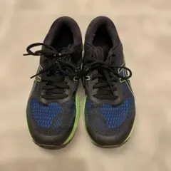 asics ランニングシューズ 25.5cm