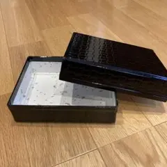 黒の漆塗り小箱 小物入れ