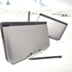 ニンテンドー3DS LL シルバー ブラック 本体 Nintendo 箱付き