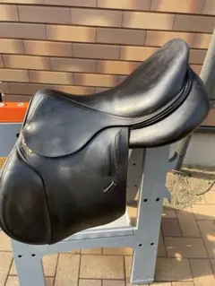 デボクー　馬場鞍　16.5 D3D ❤️デボクーの馬場鞍 マキラLAB 新品 17.5 カタログ落ちの為