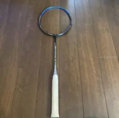バドミントンラケット