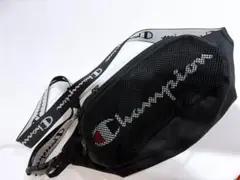 美品　チャンピオン　ボディバッグ