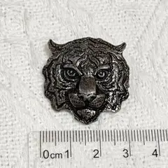 ブラック シルバー 虎 タイガー ライオン 顔 ブローチ ピンブローチ
