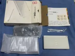 DSライト ホワイト(箱付き)