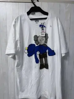 KAWS　カウズ　ユニクロ　Tシャツ　UT