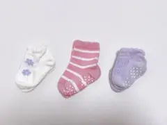 ベビー靴下3足セット（9〜12 ㎝）