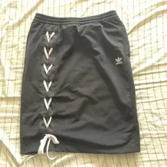【値下げ】adidas 編み込み　ジャージスカート