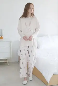 Item thumbnail for item 8024b75a-1c4b-4931-a585-4211f9cf5314