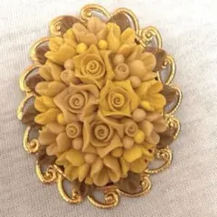 パンフラワー　花モチーフブローチ 黄色