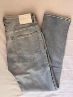 デニムパンツ