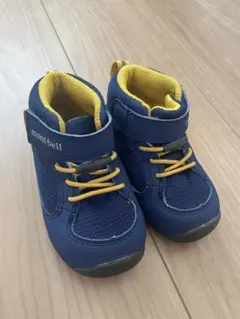 Item thumbnail for item 589d16c2-643d-436c-8382-a89cbd235ea6