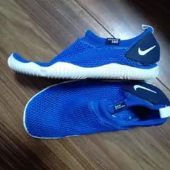 マリンシューズ　Nike Aquasock 360 ブルー 13C