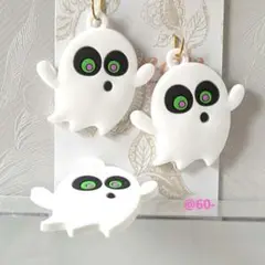 18726…ハロウィンラバーおばけチャーム(4個)￥440-