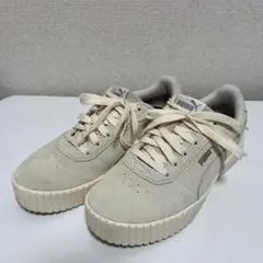 PUMA ベージュ スエード スニーカー
