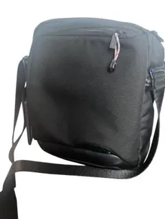 【未使用級】ゼロハリバートン　ショルダーバッグ　PVCレザー　型押し総柄　黒 Bags & Backpacks – ZERO HALLIBURTON