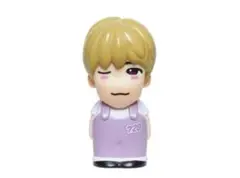 KYOHEI フィギュア 紫のオーバーオール
