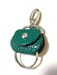 Item thumbnail for item 7cf53c14-9b8c-44ab-8f69-b7e352ef0e26