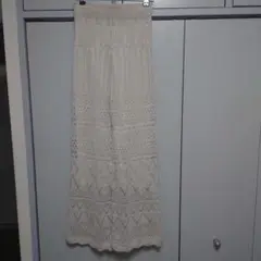 クロップドパンツ　透かし編み　フリーサイズ