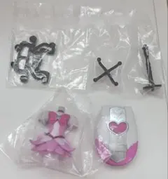 【プリキュアガチャガチャ】キュアブロッサム 衣装 キュアブラック変身アイテム