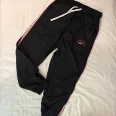 NIKE パンツ　ブラック　シャカシャカ