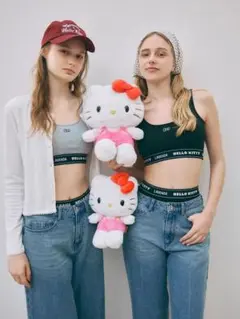 LAVANDAラバンダ宇野実彩子 【HELLO KITTY】ブラトップ＆ショーツ