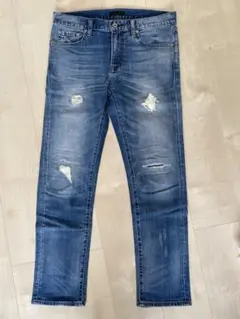UNIQLO ダメージ加工 ストレートジーンズ　30（76㎝ ）