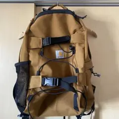 Carhartt WIP キックフリップ