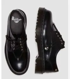 ドクターマーチン Dr.Martens Zeffir 3l 豹柄 ホール Dr. Martens からチロリアンシューズから着想を得た「ZEFFIR」が