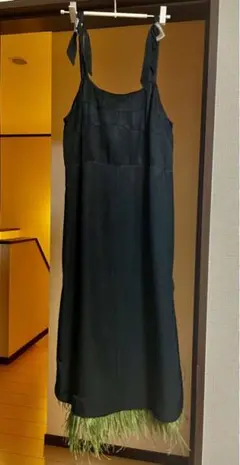 toga ワンピース フェザー付き