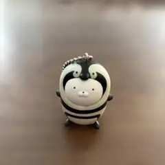 【25年11月末メルカリ掲載終了】うさまるキーホルダー(ペンギン)