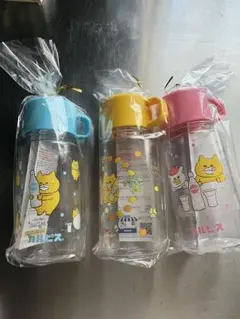 ASAHIカルピスとノラネコぐんだん　コラボ商品　コップ付ボトル　3本セット