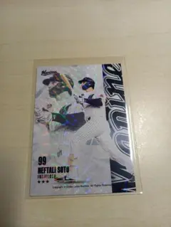 千葉ロッテ　売り子限定リアルトレカ　99ソト　キラカード仕様