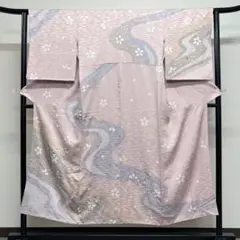 ピンク色につ絞りと刺繍の付け下げ 着物