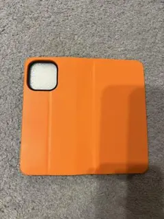 iPhone13pro 手帳型カバー　オレンジ